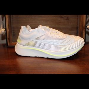 Nike Zoom Fly SP Size 9.5.
